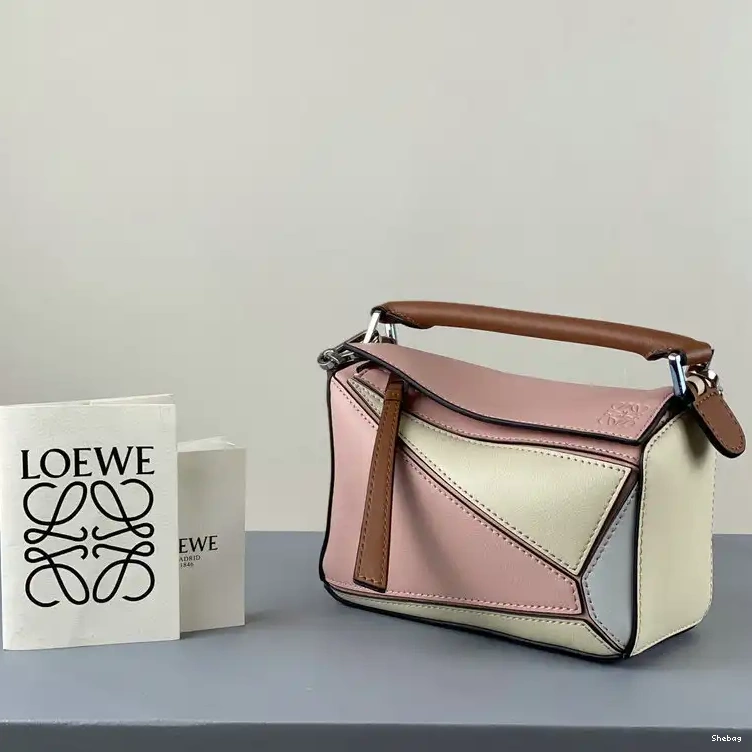 2209SW0014 Bag Loewe 0707
